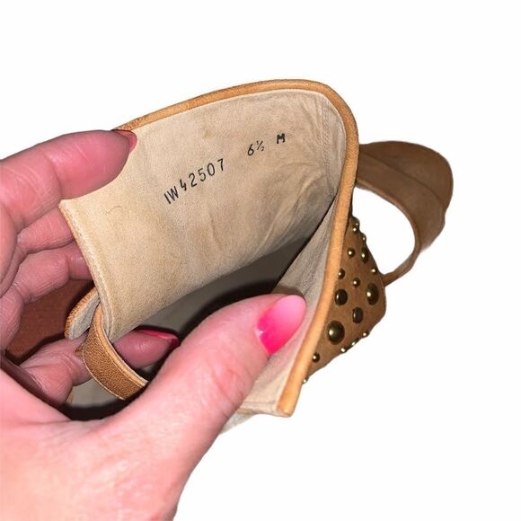 Studded ankle cuff sandals Stuart Weitzman - Picture 7 of 10